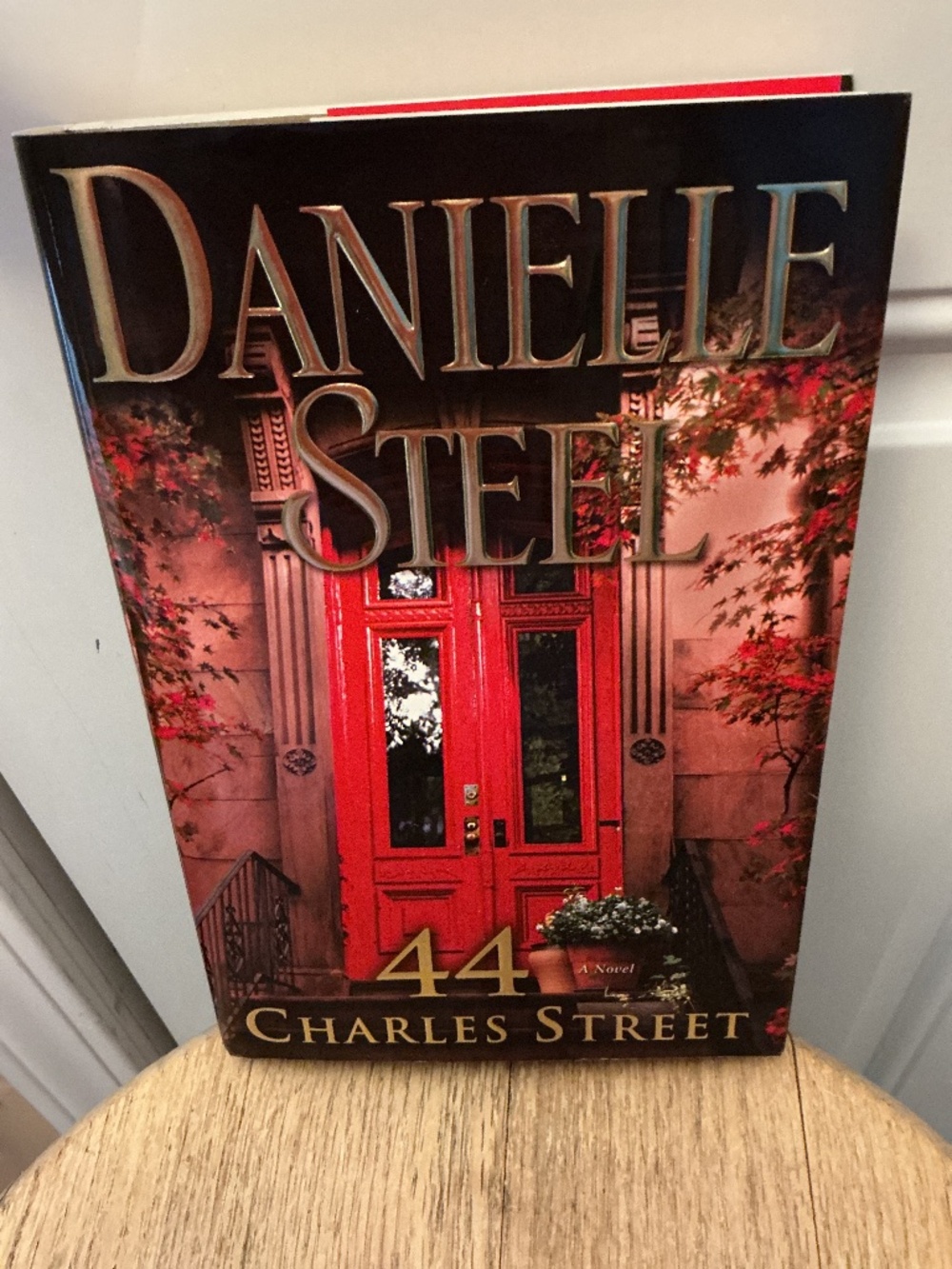 Danielle Steel 44 Charles Street Hard back book Hard cover Like New